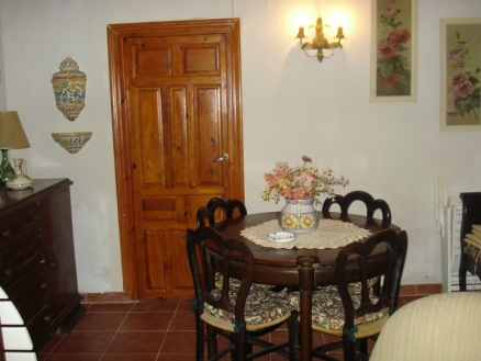 Yecla property: House with 2 bedroom in Yecla 99350