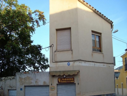 Pinoso property: Townhome for sale in Pinoso, Spain 99376