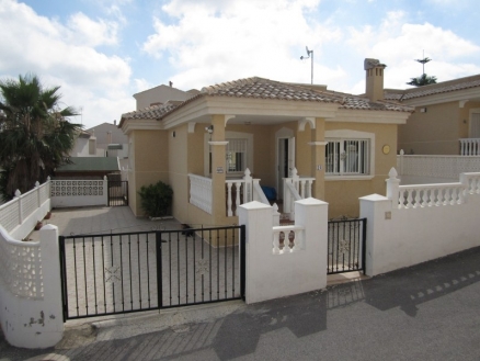 Villamartin property: Villa for sale in Villamartin 99400