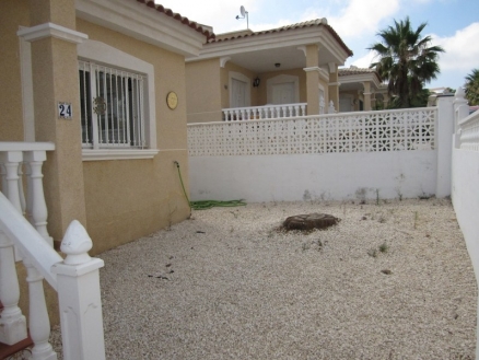 Villamartin property: Villa for sale in Villamartin, Spain 99400