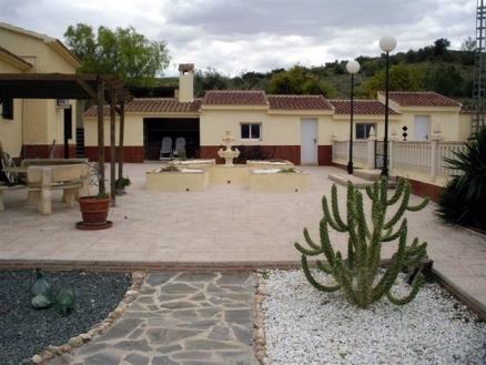 Hondon de las Nieves property: Villa with 5 bedroom in Hondon de las Nieves, Spain 99524