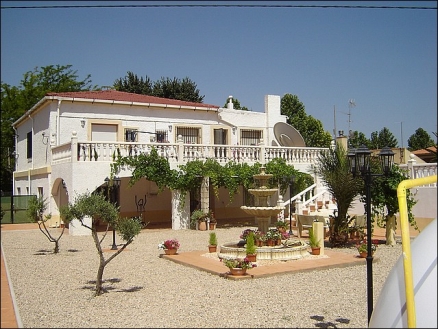 Villena property: Villa with 8 bedroom in Villena 99746