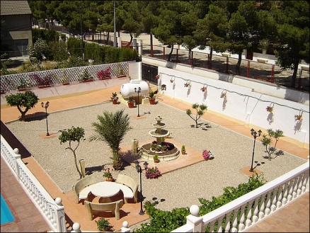 Villena property: Villa with 8 bedroom in Villena, Spain 99746