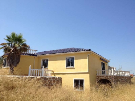 Villa for sale in town, Spain 147560