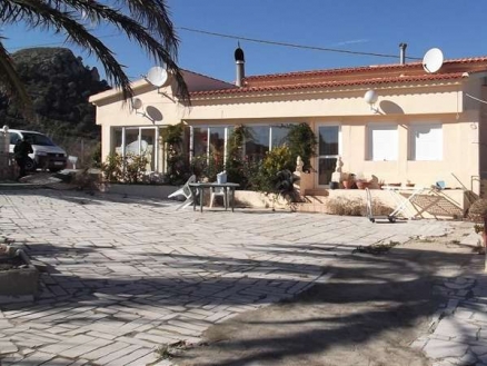 Villa for sale in town 147562