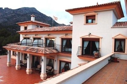 Finestrat property: Villa with 9+ bedroom in Finestrat, Spain 147860