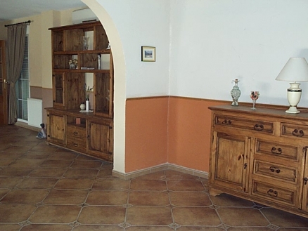 Villa with 6 bedroom in town 151119