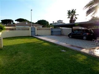 Chiclana De La Frontera property: Villa for sale in Chiclana De La Frontera, Cadiz 151320