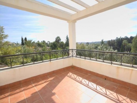 Nueva Andalucia property: Penthouse for sale in Nueva Andalucia, Spain 151400