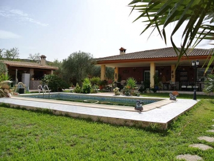 Villa for sale in town, Spain 154618