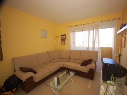 Apartment with 3 bedroom in town 154703