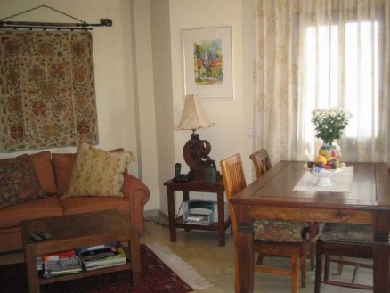 Apartment with 3 bedroom in town 157964