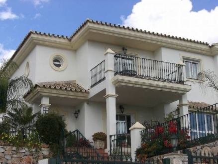 Villa for sale in town 158999