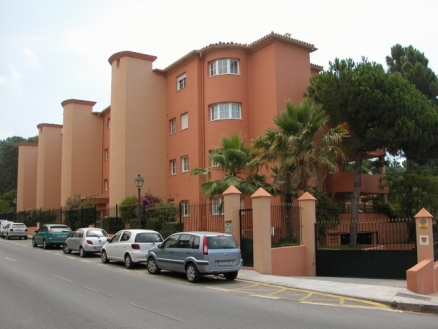 Elviria property: Apartment for sale in Elviria 159116