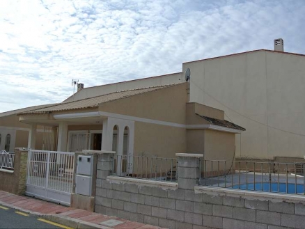 Villa with 3 bedroom in town 160274