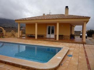 Villa for sale in town 160332