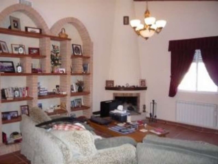 Villa for sale in town,  160345