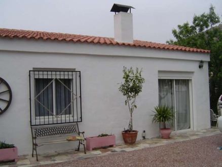 Villa for sale in town 160349