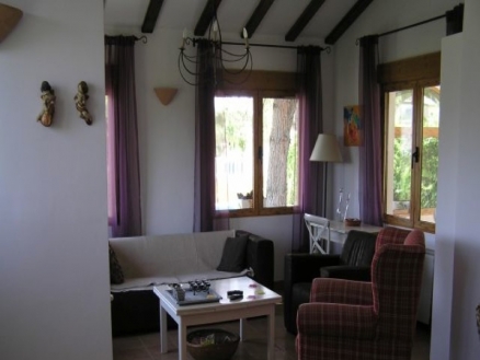 Villa with 3 bedroom in town 160358