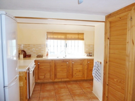 Villa with 3 bedroom in town 160361