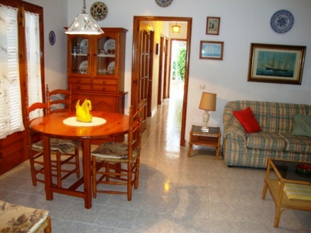 Villa for sale in town, Spain 160494