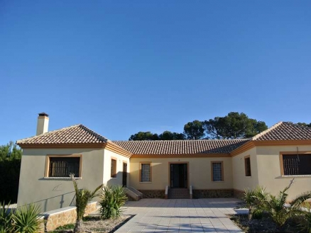 Villa with 4 bedroom in town, Spain 167836