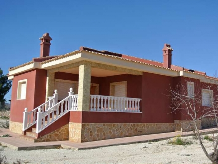 Villa for sale in town 167837