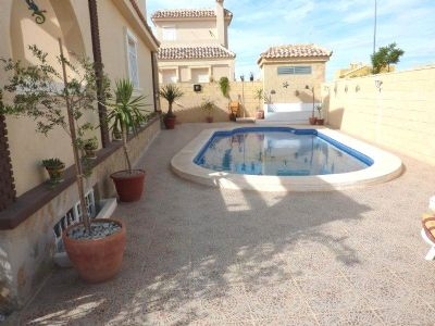 Villa with 4 bedroom in town 168705