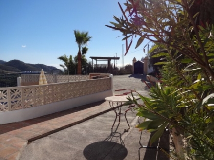 Frigiliana property: Villa to rent in Frigiliana, Malaga 168744