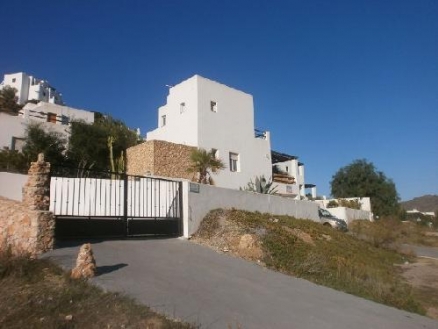 Villa for sale in town 169970