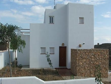 Villa with 3 bedroom in town 169970