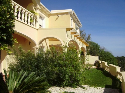 Villa for sale in town, Spain 170885