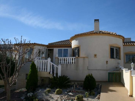 Villa for sale in town, Spain 171053