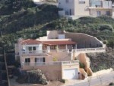 Villa for sale in town, Spain 171073