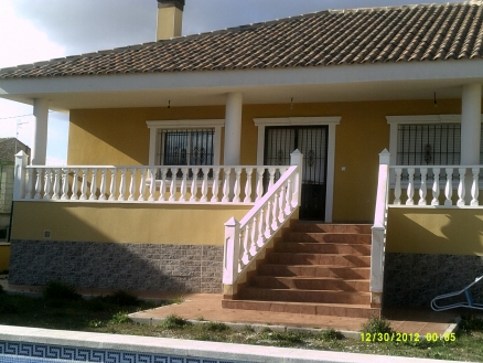 Villa for sale in town 181749