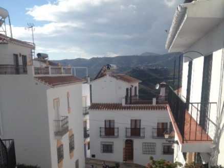 Frigiliana property: Frigiliana, Spain | Townhome to rent 182240