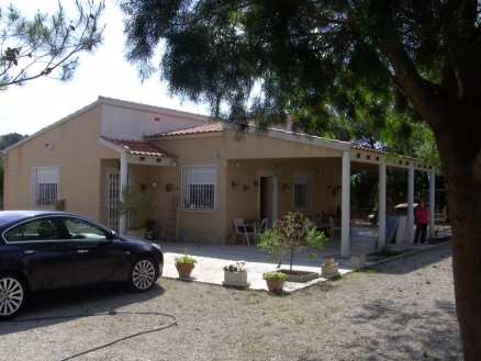 Villa for sale in town 184960