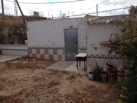 Cave House with bedroom in town, Spain 185018