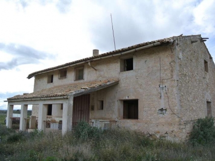 House with 9+ bedroom in town, Spain 185024