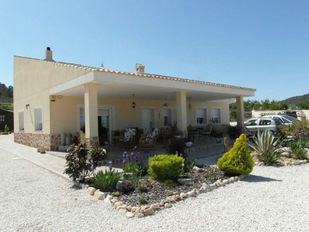 Villa with 3 bedroom in town 185059