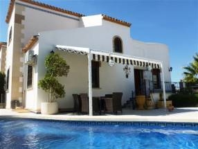 Villa for sale in town 185069