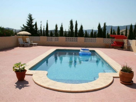 Villa with 3 bedroom in town 185078