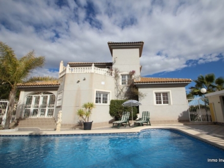 Villamartin property: Villa for sale in Villamartin 185421