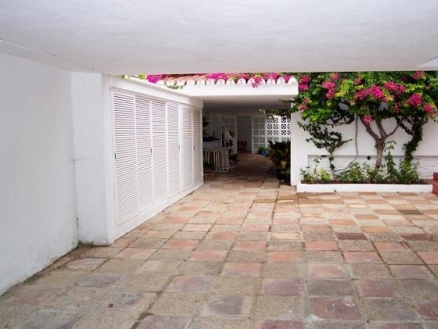 Puerto Banus property: Puerto Banus Villa 185870