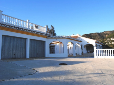 Competa property: Villa with 4 bedroom in Competa 185919