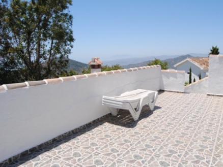 Competa property: Villa with 2 bedroom in Competa, Spain 185936