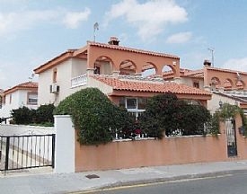 Villa for sale in town 198637