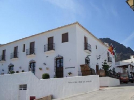 Lucainena De Las Torres property: Commercial for sale in Lucainena De Las Torres 198976