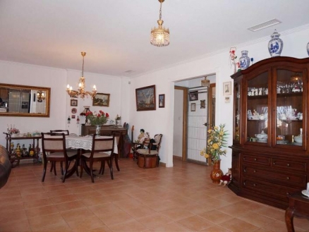 Villa with 3 bedroom in town, Spain 202126