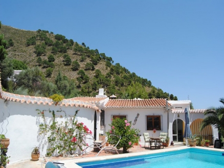 Competa property: Villa with 2 bedroom in Competa 203339